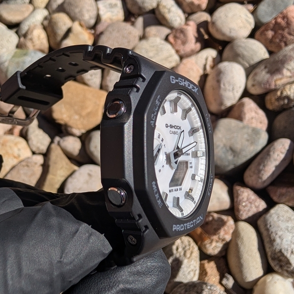 G-Shock "Casioak" Black and White GA-2100 - Picture 9 of 12